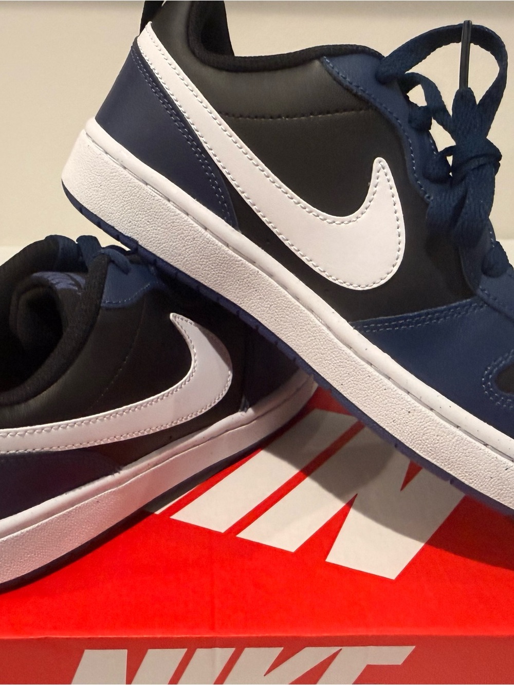Nike Court Borough Low 2 (GS) Low-Top Sneakers Navy/White/Black 6Y; 38.5 EUR
